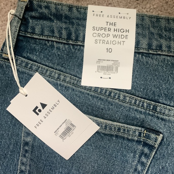Free Assembly - The Super High Crop Wife Straight Jeans Sz 10 - Picture 4 of 11